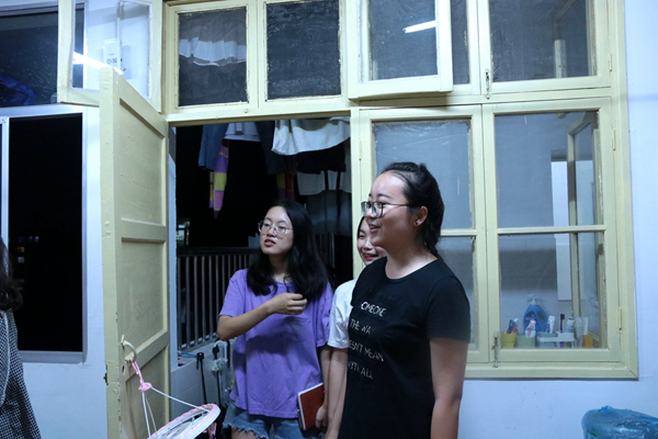  新学期爆料网
领导老师下寝送关怀